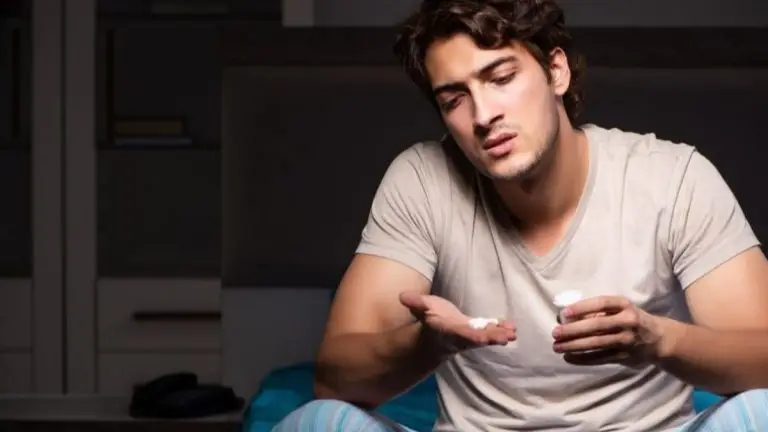 Does Oxycodone Make You Sleepy?